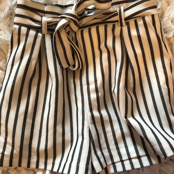 Forever 21 Pants - Forever 21 High Rise Shorts